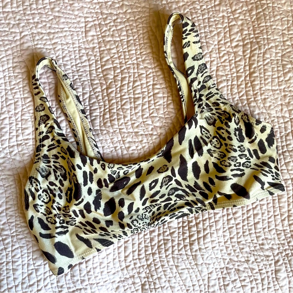 Topshop Leopard Swim Sport Bra 🐆
